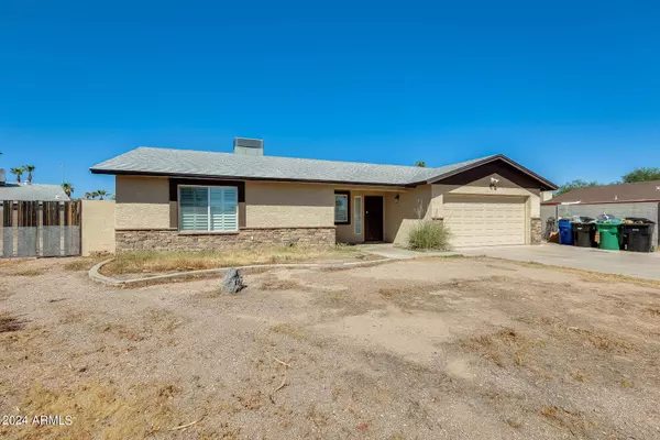 812 W KIOWA Circle, Mesa, AZ 85210