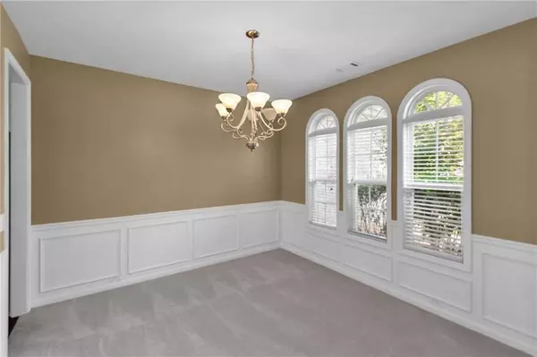 7964 Larksview DR, Fairburn, GA 30213