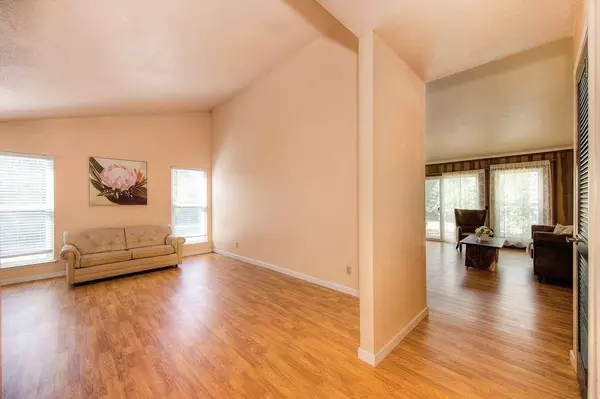 2723 Olive CT, West Sacramento, CA 95691