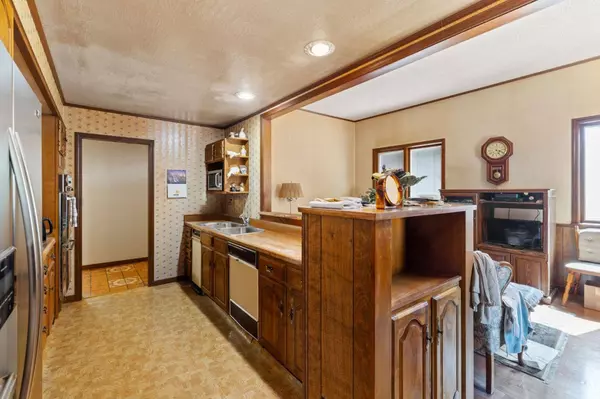 19 Tiara CT, Burlingame, CA 94010