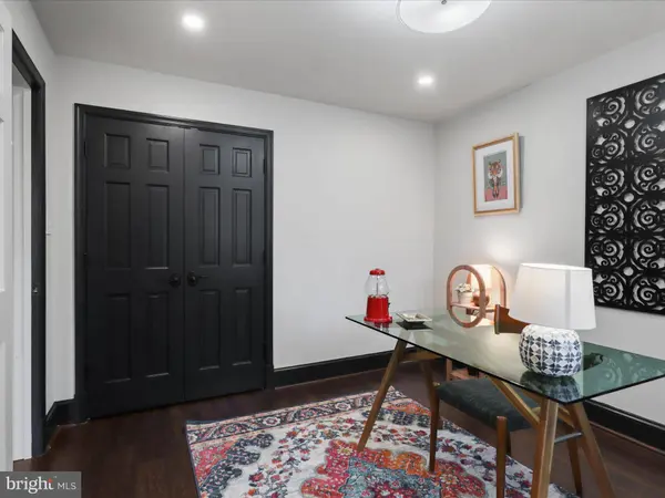 3241 SUTTON PL NW #D, Washington, DC 20016