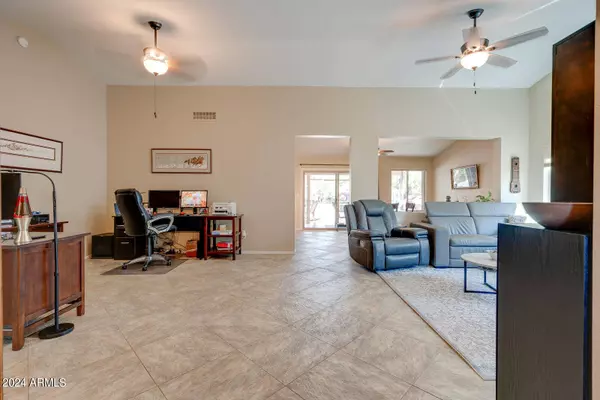 9018 E Stoney Vista Drive, Sun Lakes, AZ 85248