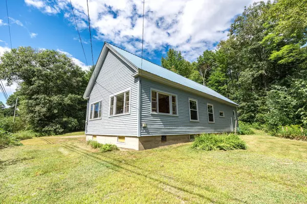 330 Lane RD, Greene, ME 04236