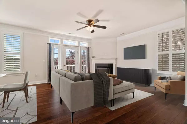 42572 WILDLY TER, Ashburn, VA 20148