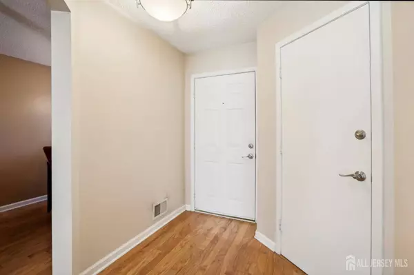 144 Nebula RD, Piscataway, NJ 08854