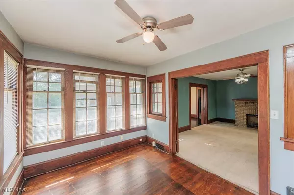 1401 Goodyear BLVD, Akron, OH 44305