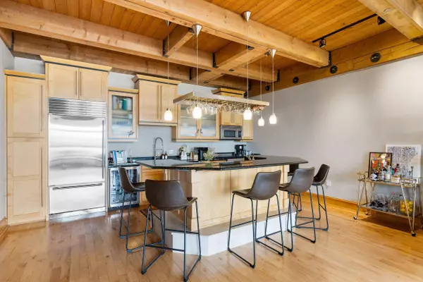 541 E Erie Unit 408, Milwaukee, WI 53202