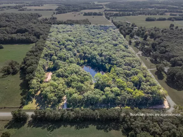 2068 County road 169, Auxvasse, MO 65231