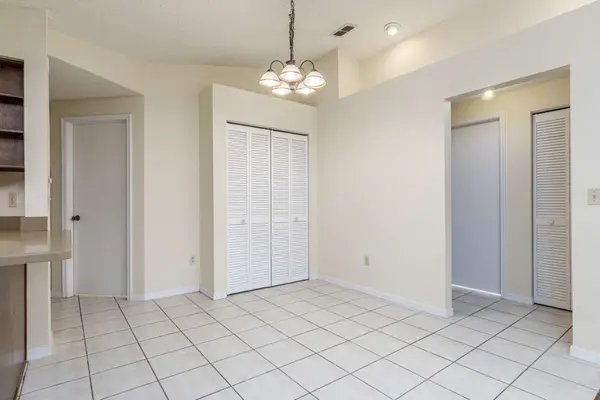 5027 Panther Dr, Spring Hill, FL 34607-2486