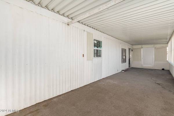 7233 E ARBOR Avenue, Mesa, AZ 85208