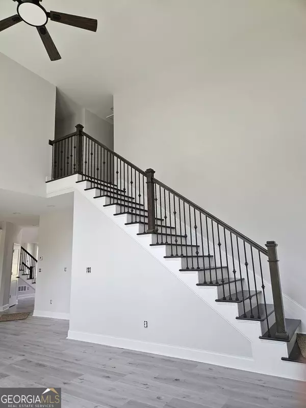 5610 Livesage DR, South Fulton, GA 30349