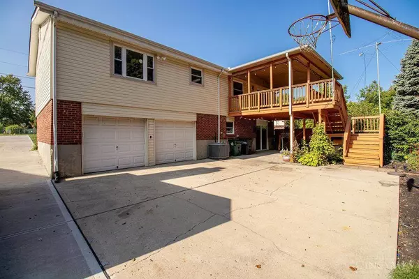 3540 Cherry Hill Dr, Fairfield, OH 45014