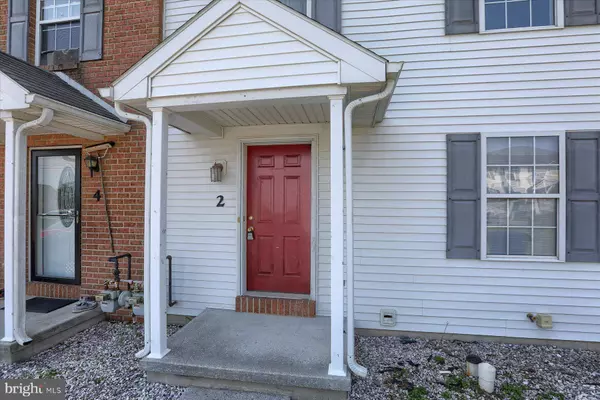 2 BRADFORD CIR, Myerstown, PA 17067