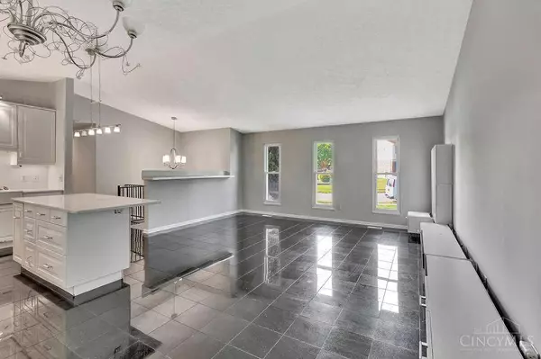 3540 Cherry Hill Dr, Fairfield, OH 45014