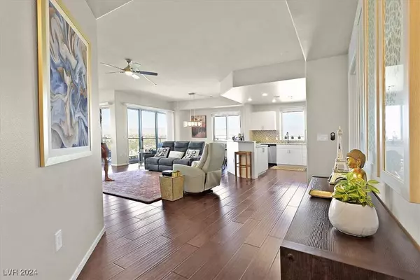 8255 Las Vegas Boulevard #822, Las Vegas, NV 89123