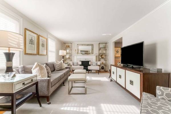 44 Huntington Road, Milton, MA 02186