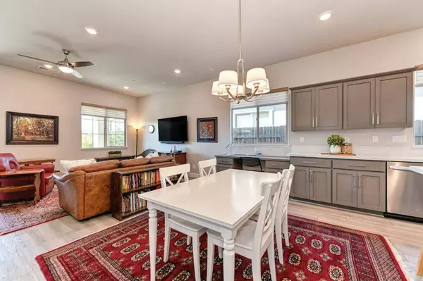 5041 Creekhollow WAY, Roseville, CA 95747