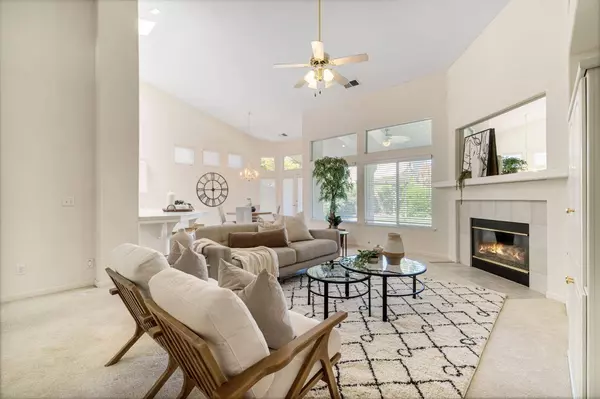 1598 E Plymouth Avenue, Fresno, CA 93720