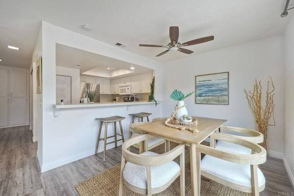 875 Buttercup Rd, Carlsbad, CA 92011