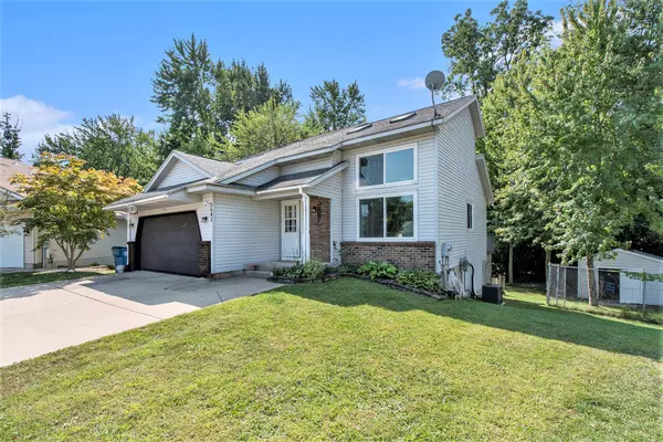 5541 55th SW Court, Grand Rapids, MI 49548