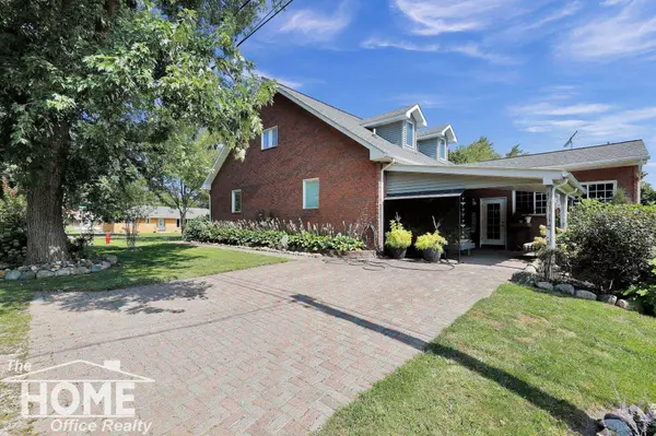 109 W Summit Street, Durand, MI 48429