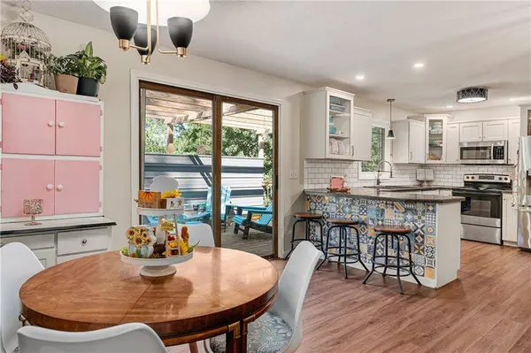 1028 Primrose LN, Altoona, WI 54720