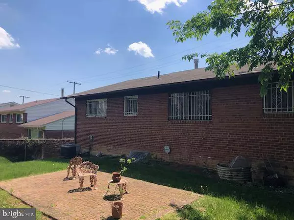 812 KENNEDY ST NE, Washington, DC 20011