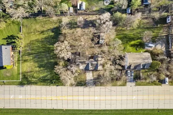 671 W Lake Cook Road, Palatine, IL 60074