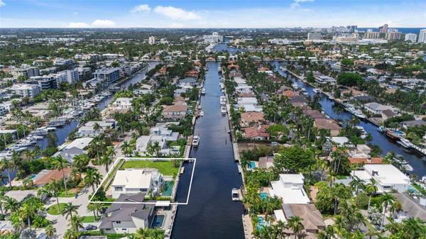 74 Fiesta Way, Fort Lauderdale, FL 33301