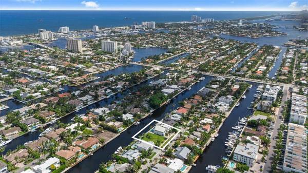 74 Fiesta Way, Fort Lauderdale, FL 33301