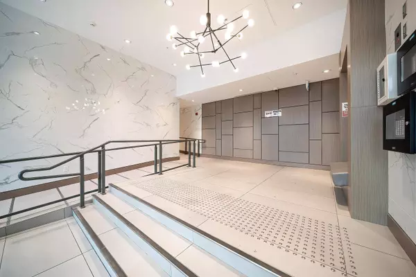 8888 OSLER ST #505, Vancouver, BC V6P 4G2