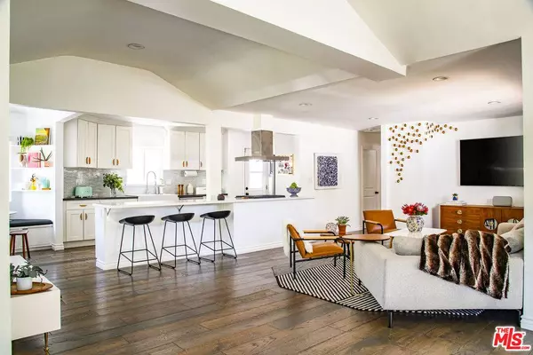 4157 Bakman Ave, Studio City, CA 91602