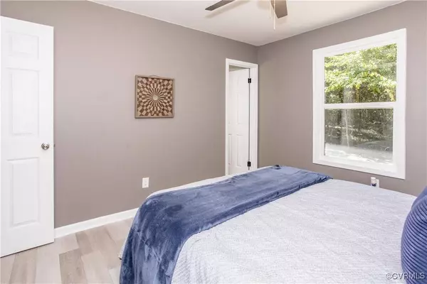 9800 Colemans Lake RD, Ford, VA 23850