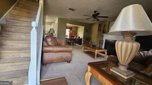 2721 RUNWAY LAKE LN, Snellville, GA 30039