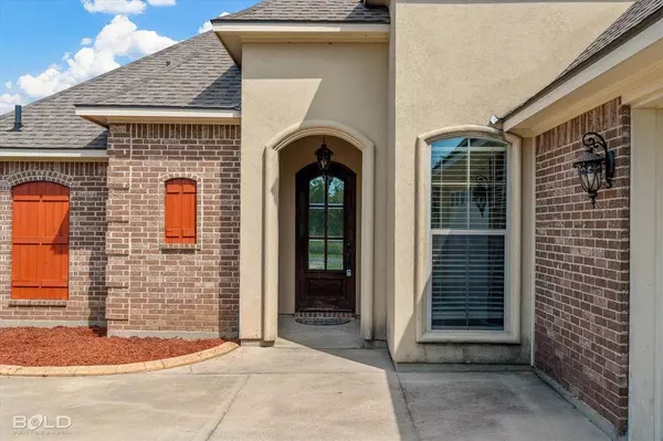 2728 Caplis Sligo Plantation Drive, Bossier City, LA 71112