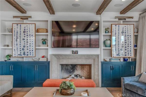 317 E. Bayfront, Newport Beach, CA 92662