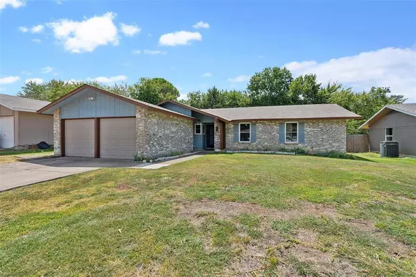 1808 Wickersham Drive, Arlington, TX 76014