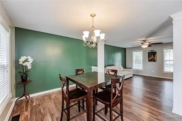 11680 Oakrise PL, New Kent, VA 23124