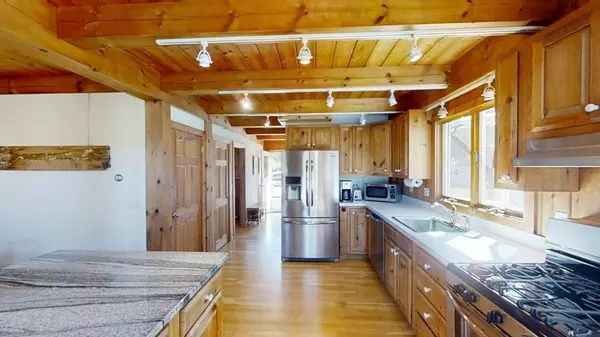 3 Windigo Lane, Truro, MA 02666