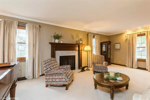 7115 Franklin Avenue, Windsor Heights, IA 50324