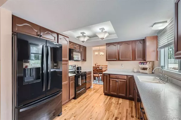 10574 Hobbit LN, Westminster, CO 80031