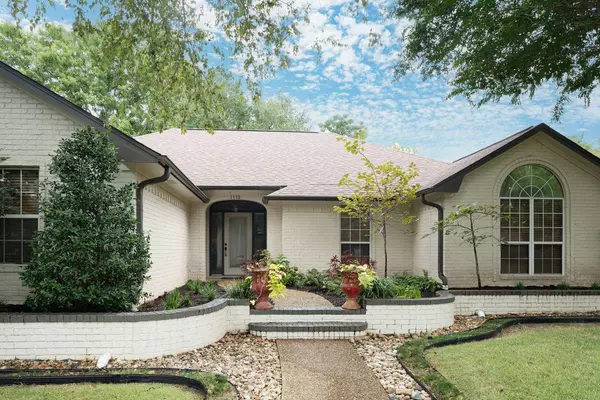 1113 Lonnie Dr, Athens, TX 75751-3457