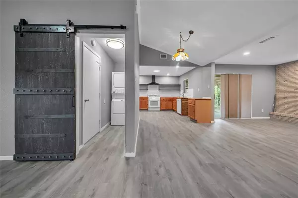 2637 Driftwood Drive, Mesquite, TX 75150