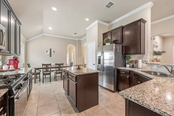 14604 Viking Lane, Fort Worth, TX 76052