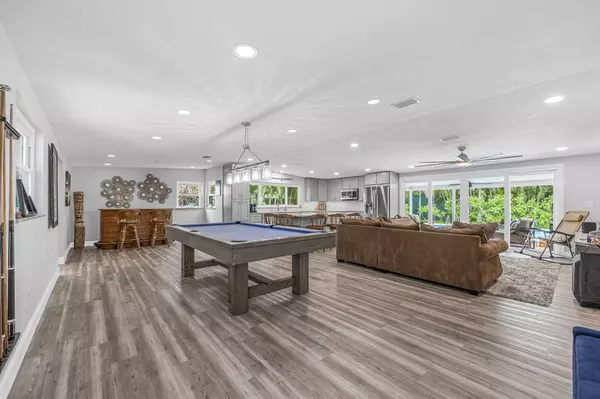 341 Coral DR, Cape Canaveral, FL 32920