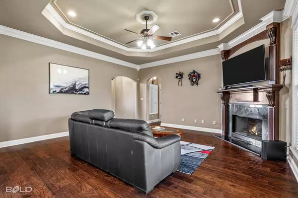 2728 Caplis Sligo Plantation Drive, Bossier City, LA 71112