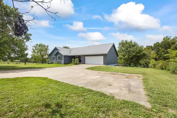 43033 Highway 23, Huntsville, AR 72740