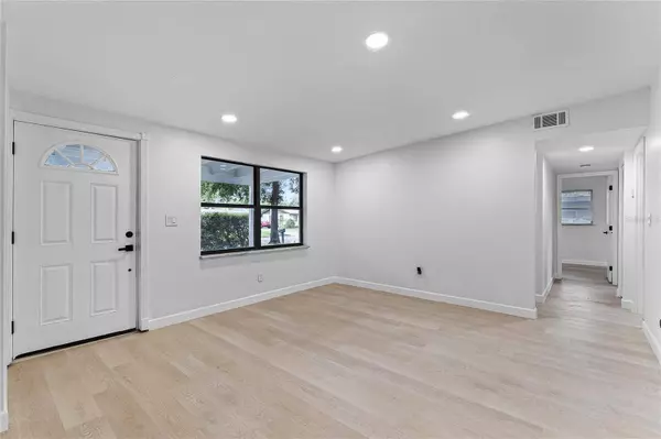 115 BUNKER LN, Sanford, FL 32771