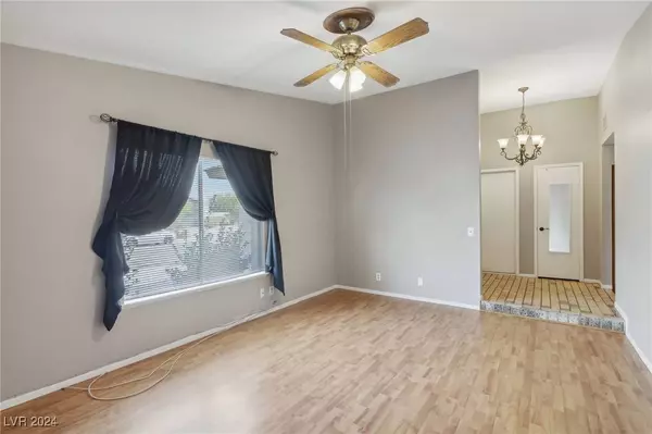 6635 Navio Drive, Las Vegas, NV 89103