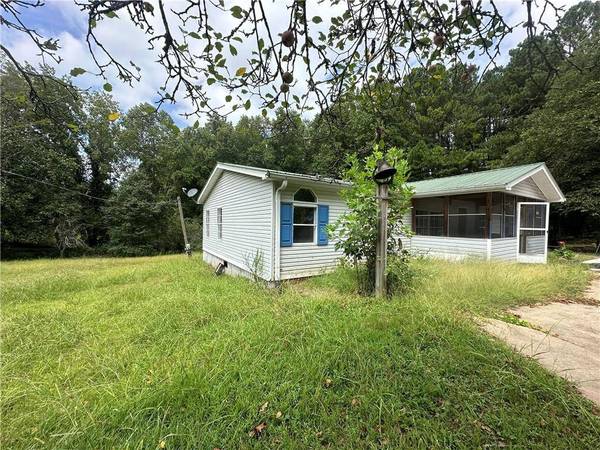 3075 Glen Wallace DR, Cumming, GA 30040